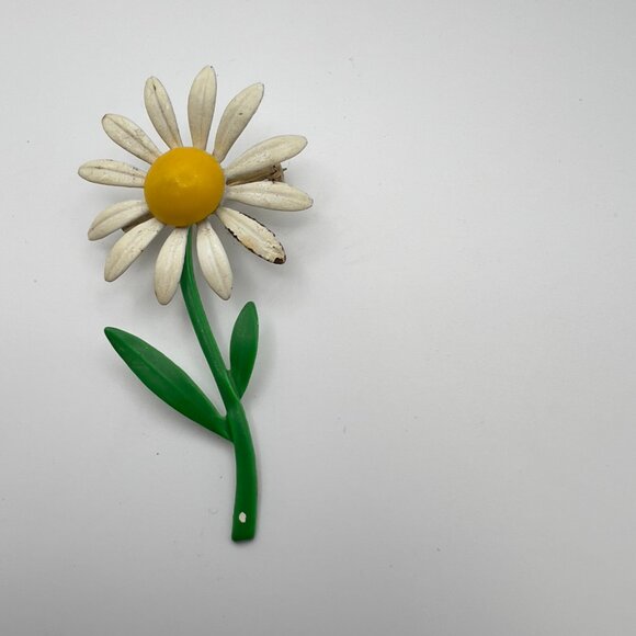 Vintage Flower Power 60s Metal Flower Daisy Brooch Pin Green White - Picture 2 of 8